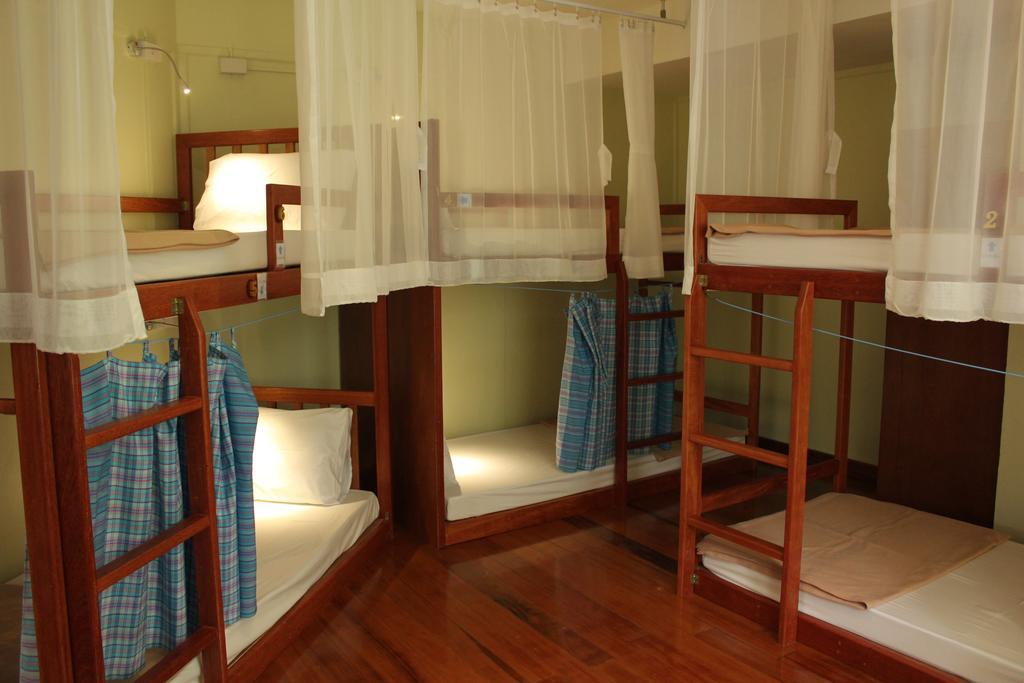Chanchala Cafe & Hostel Hua Hin Luaran gambar