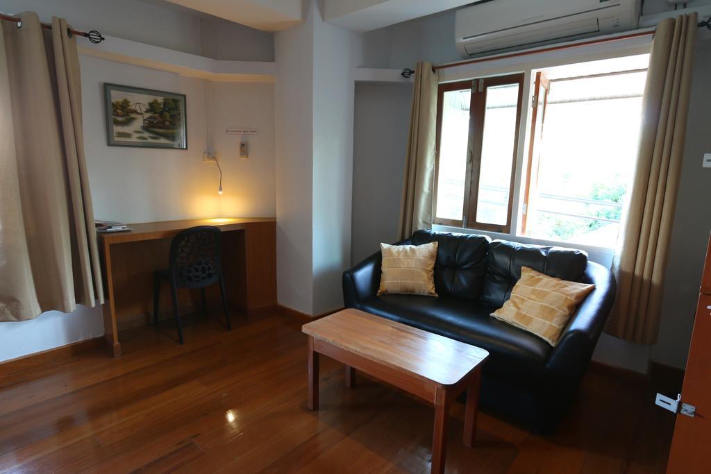 Chanchala Cafe & Hostel Hua Hin Luaran gambar